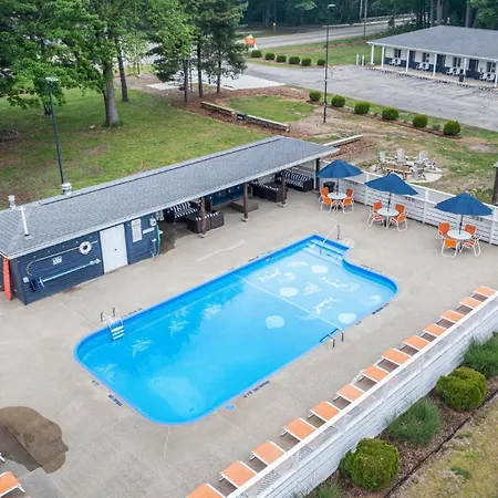 Starlite Resort